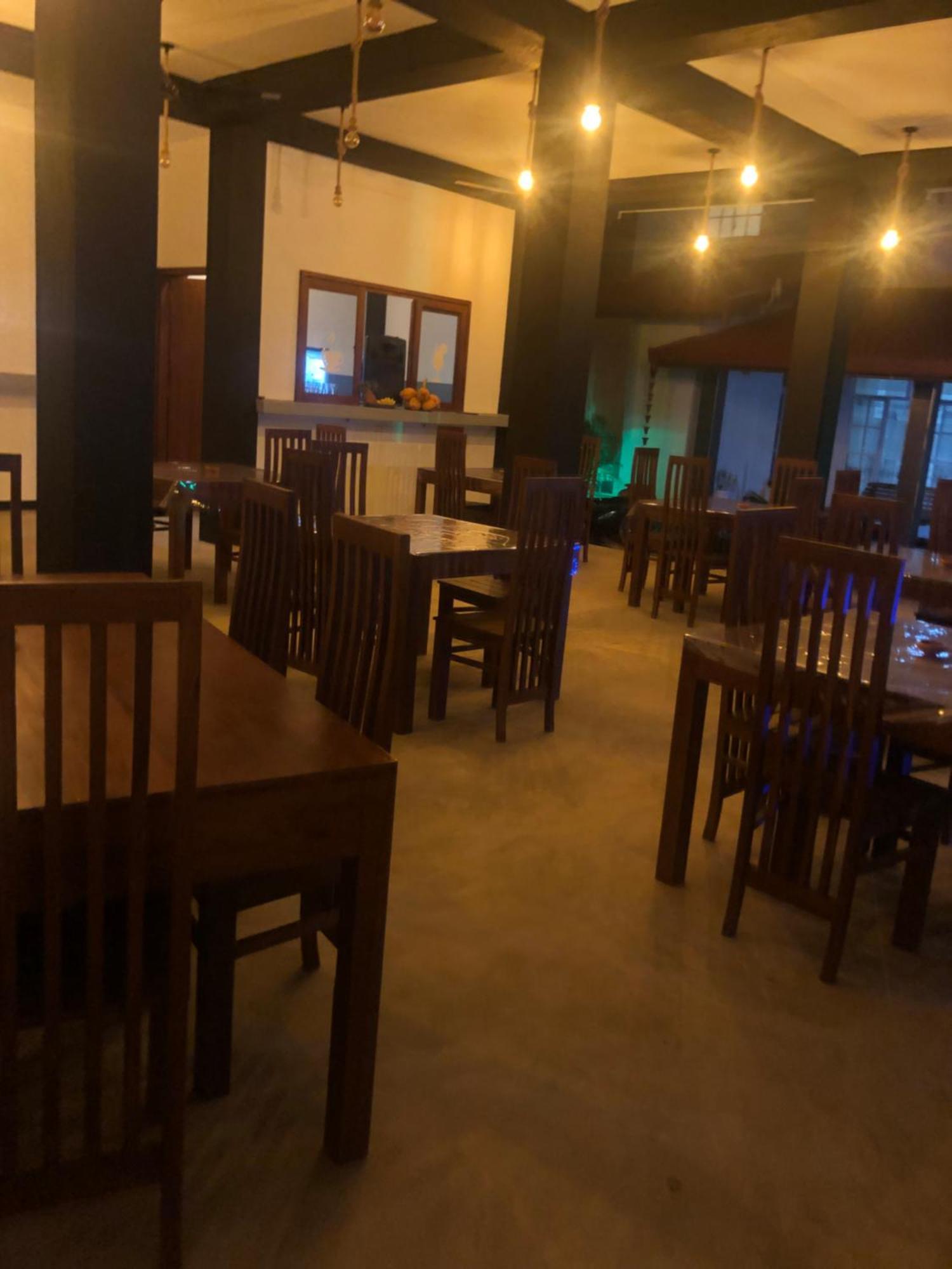 Hiriketiya New Radiant House Hotel ดิคเวลลา ภายนอก รูปภาพ